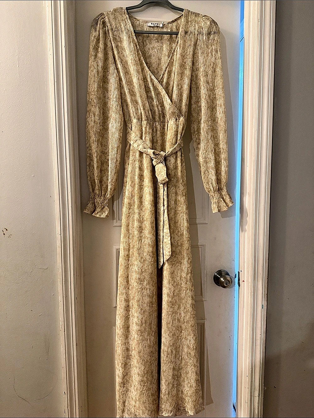 NA-KD Floral Maxi Dress in Cream Size 38 Like New